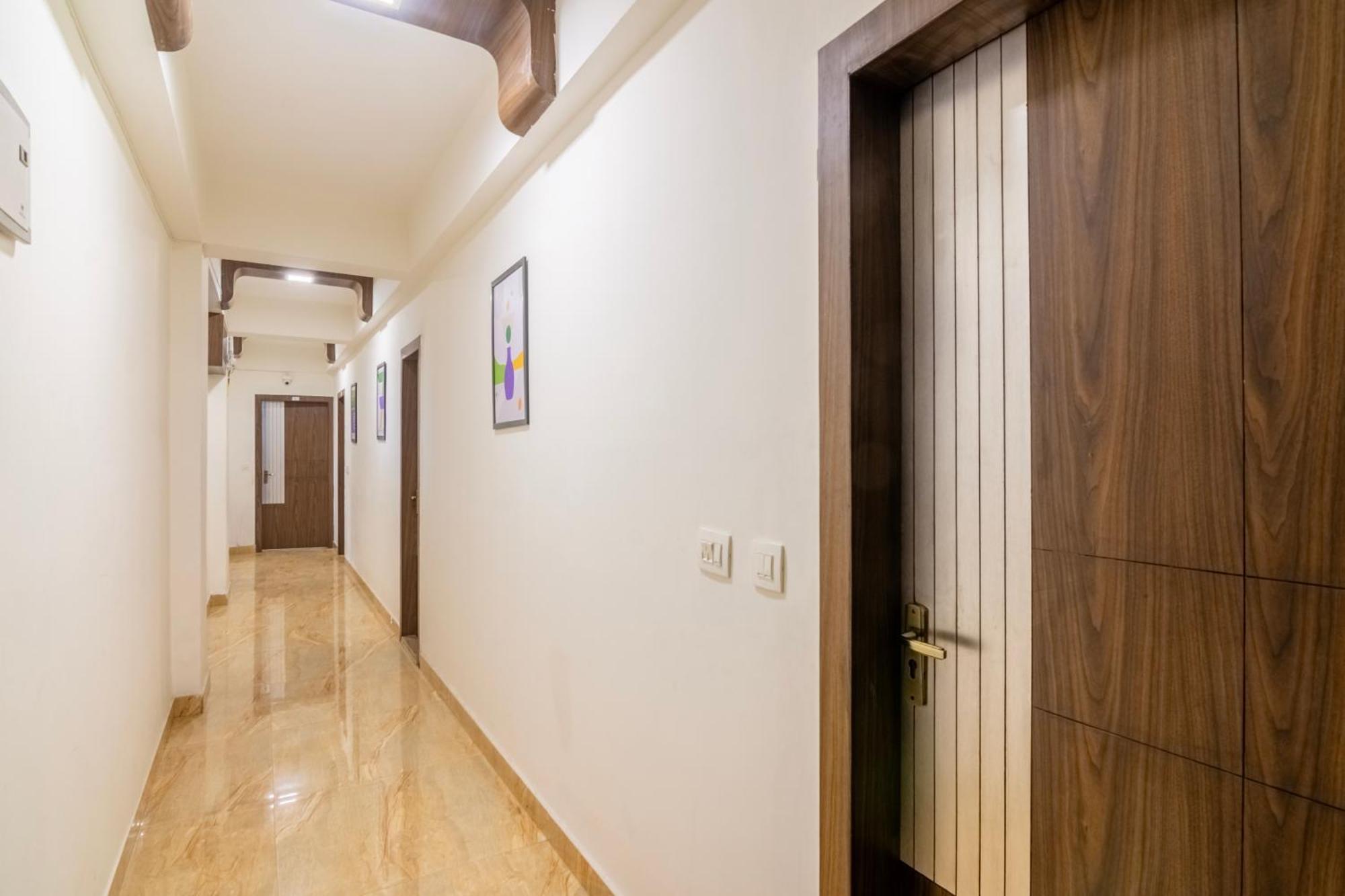 Treebo Petals Banquet & Suites - Kalkutta Exterior foto